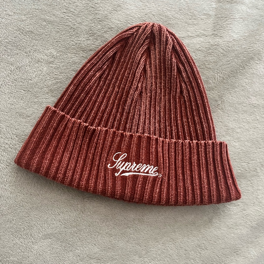 SUPREME BEANIE